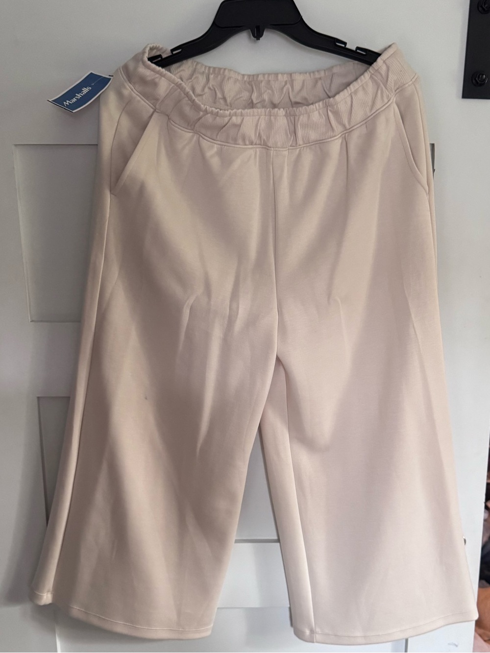 Wide-Leg Pull-On Pants in Cream